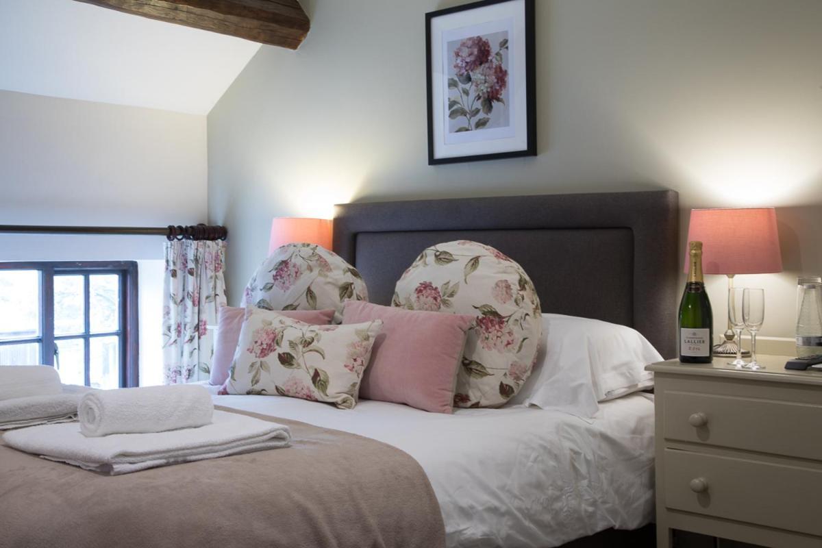 Moors Inn Appleton le Moors Экстерьер фото